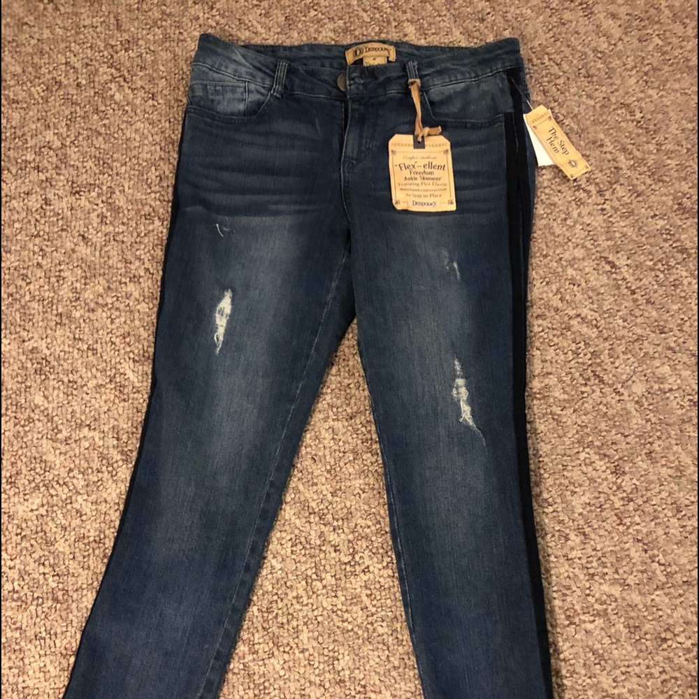Democracy ab solutions jeans size 6 /8